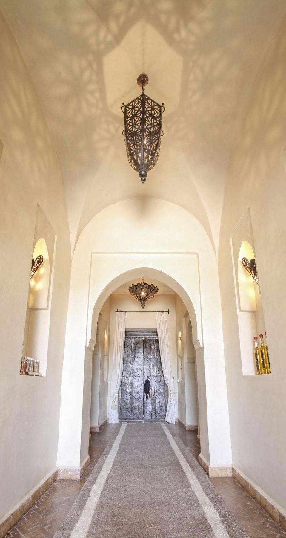 Отель Le Cazar El Ain Экстерьер фото